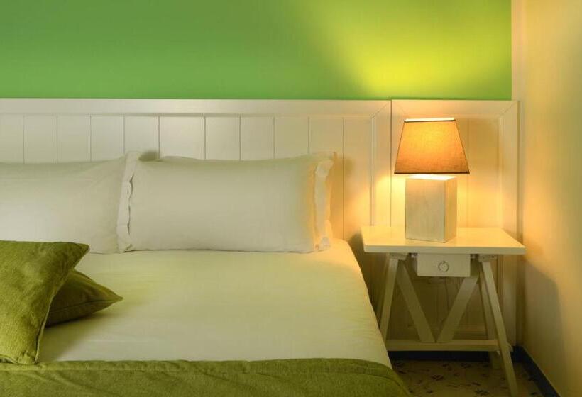 غرفة قياسية, Cala Moresca