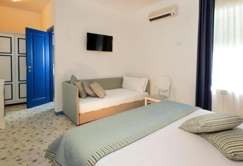 غرفة قياسية, Cala Moresca