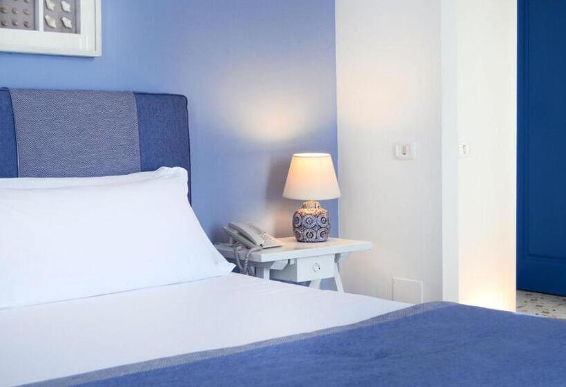 غرفة قياسية مطلّة علي البحر, Cala Moresca