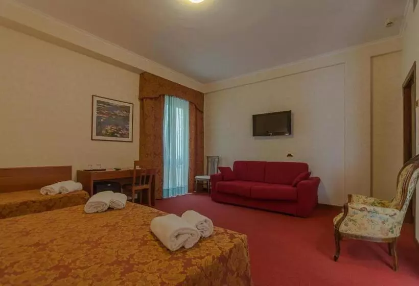 スタンダード４人部屋, Columbus Sul Lago