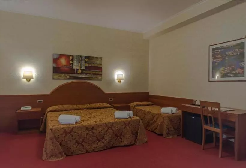 スタンダード４人部屋, Columbus Sul Lago