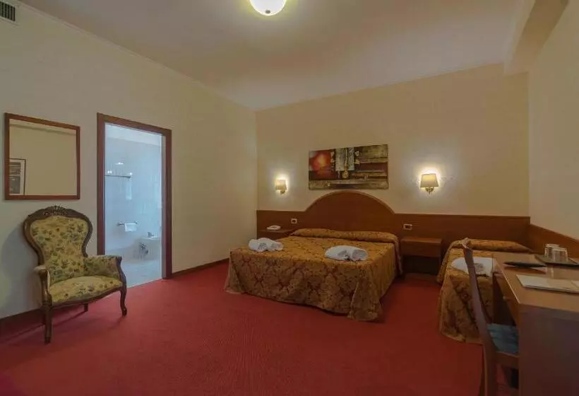 スタンダード４人部屋, Columbus Sul Lago