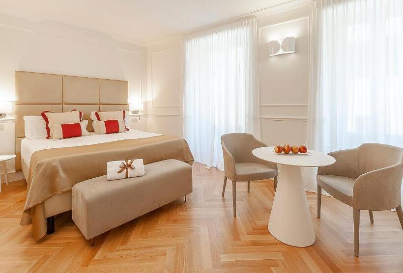 سوییت, Dei Priori Boutique