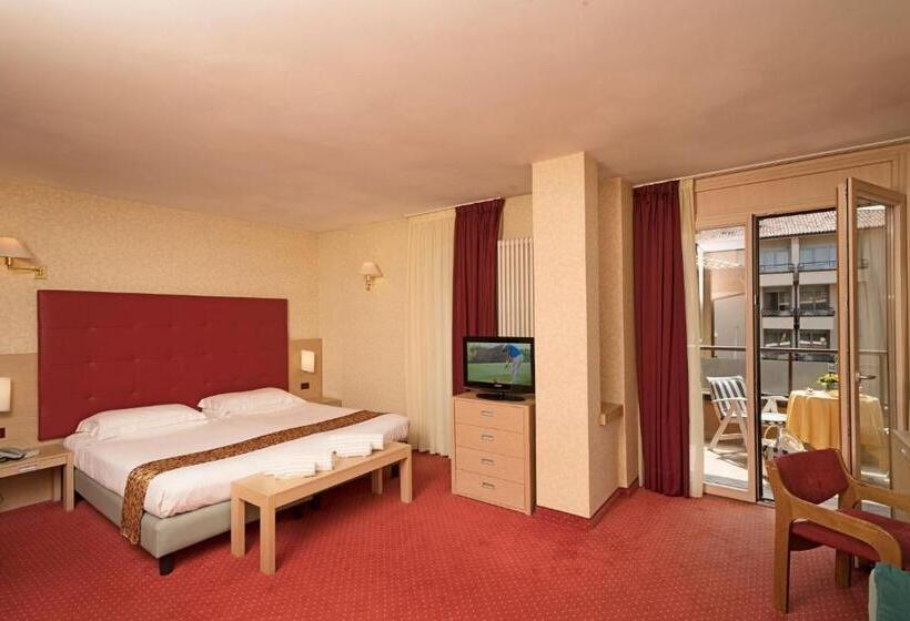 标准间带阳台, Du Lac Et Bellevue