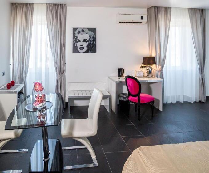 سوییت, Europa Art Caserta