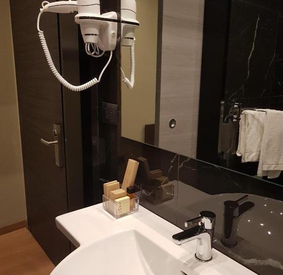 اتاق استاندارد, Europa Art Caserta