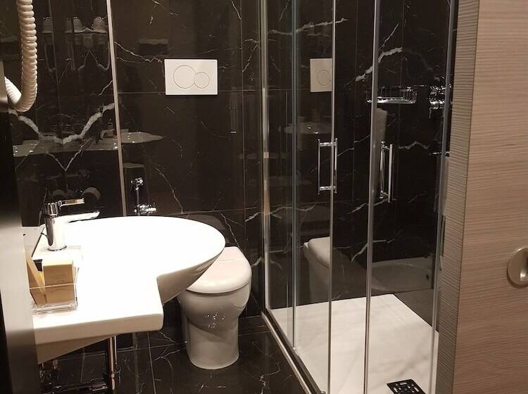 اتاق استاندارد, Europa Art Caserta