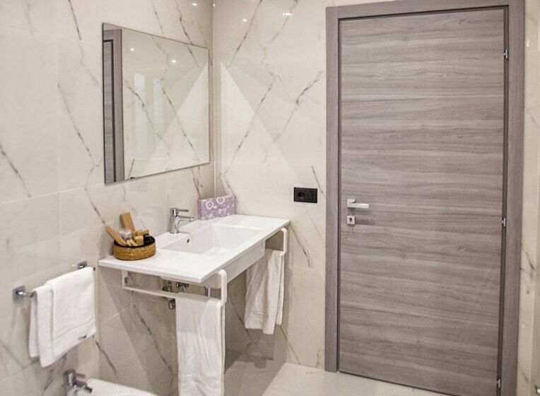 سوییت جونیور, Europa Art Caserta