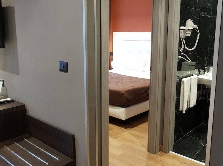 اتاق سوپریور, Europa Art Caserta