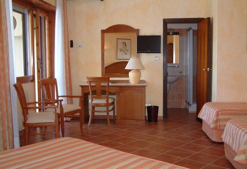 带海景标准四人间, Florida