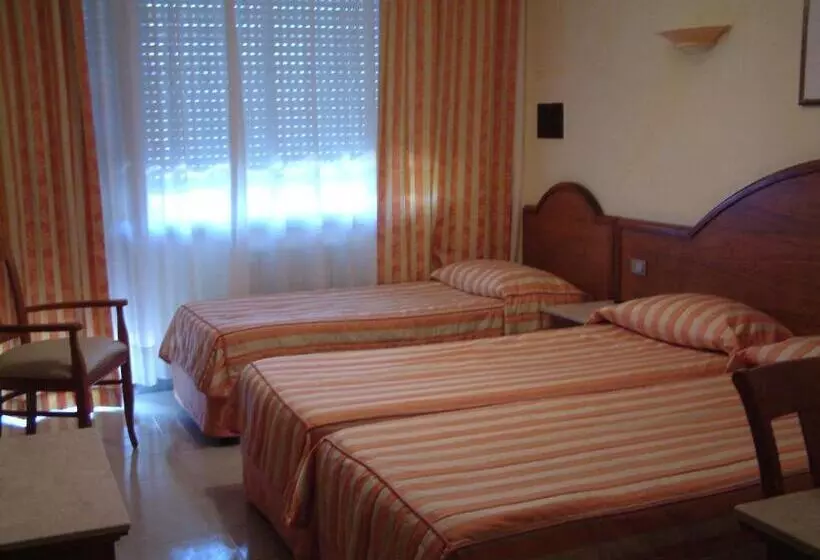 3-Bett-Standardzimmer, Florida