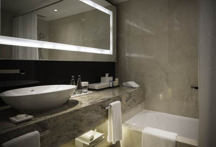 اتاق کلاب, Gateway Hotel, Marco Polo