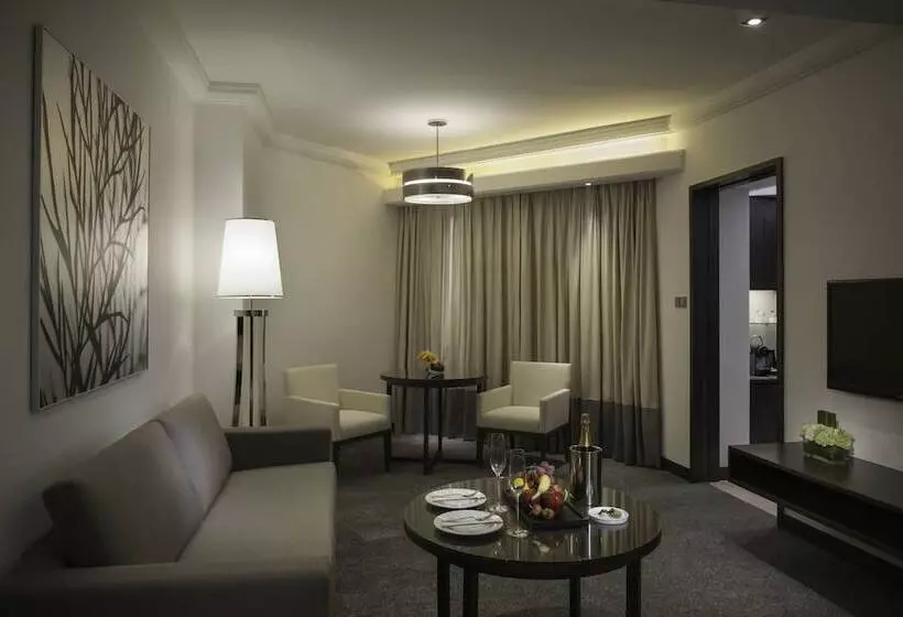 سوییت سوپریور, Gateway Hotel, Marco Polo