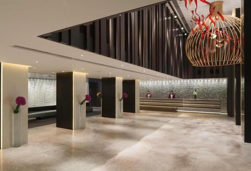 سوییت سوپریور, Gateway Hotel, Marco Polo