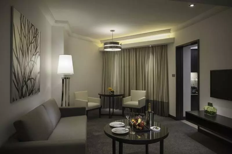 سوییت سوپریور, Gateway Hotel, Marco Polo