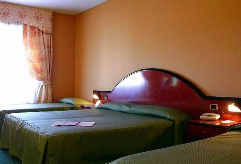 スタンダードトリプルルーム, Grand Hotel Dei Cesari