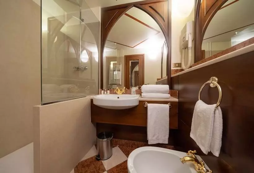 クラシックルーム, Il Castello Di San Gaudenzio