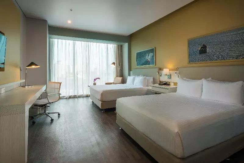 اتاق استاندارد با تخت بزرگ, Island Shangrila, Hong Kong