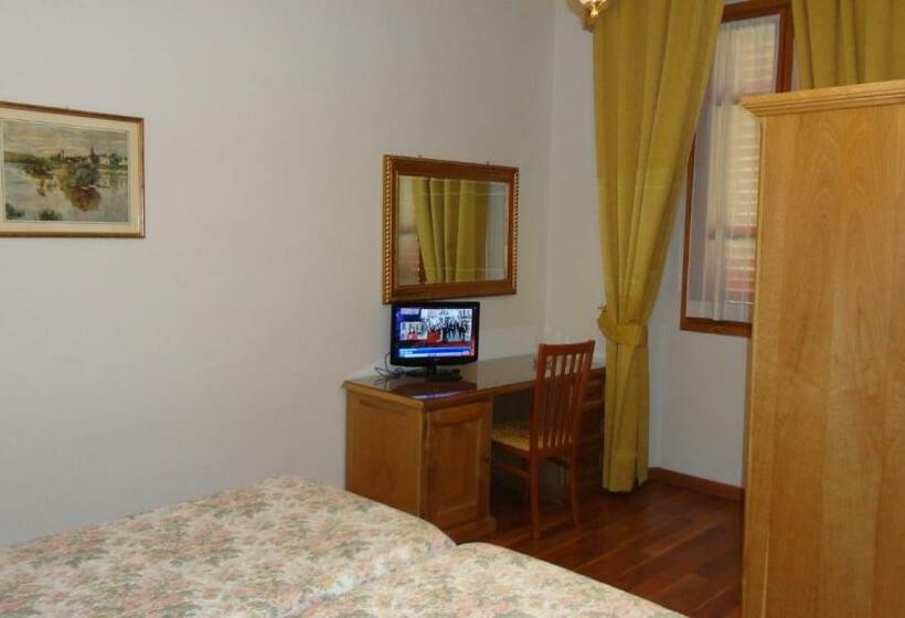 غرفة قياسية, La Rosa