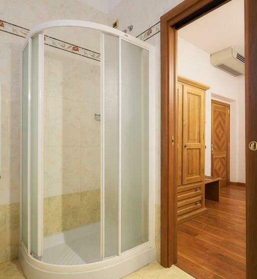 חדר סטנדרט, La Rosa