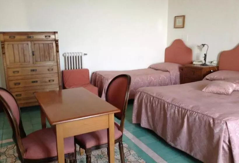 اتاق استاندارد سه نفره, Lidomare