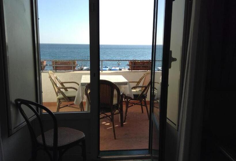 スタンダードトリプルルーム, Lidomare