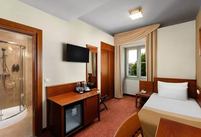 クラシックルーム, Mercure Szekesfehervar Magyar Kiraly