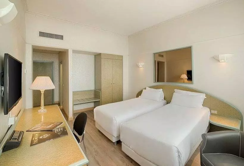 Chambre Standard, NH Ancona