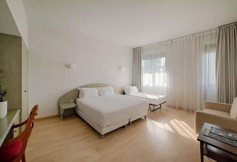 Chambre Familiale, NH Ancona