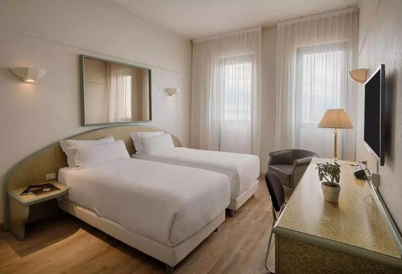Chambre Standard, NH Ancona