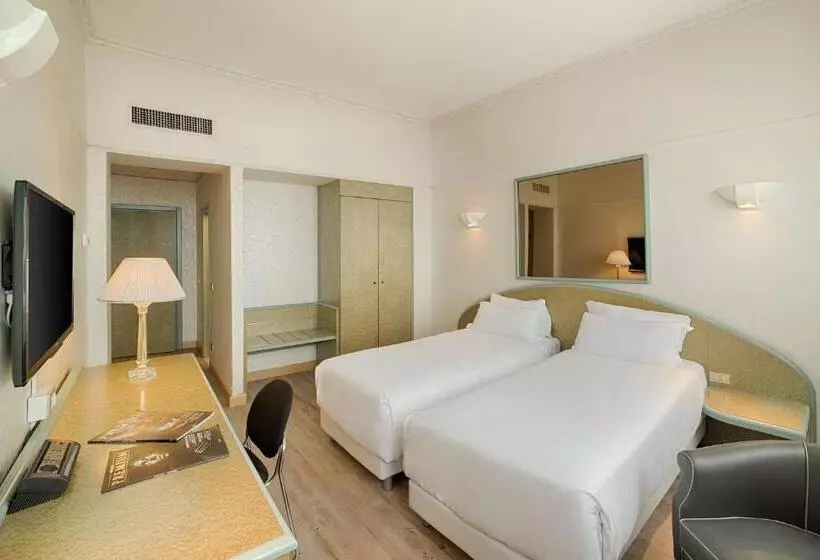 Chambre Standard, NH Ancona
