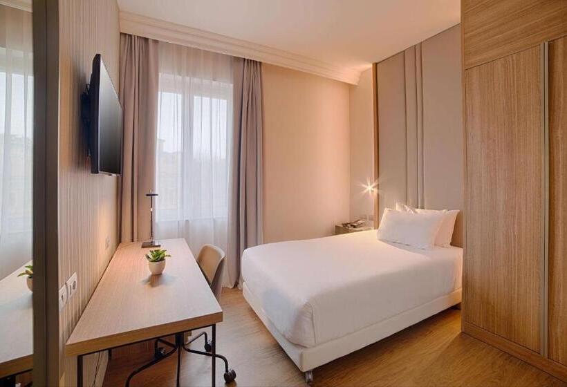 اتاق استاندارد یک نفره, NH Bologna De La Gare