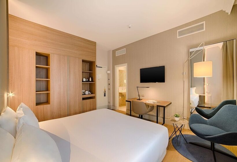 اتاق خانوادگی, NH Bologna De La Gare