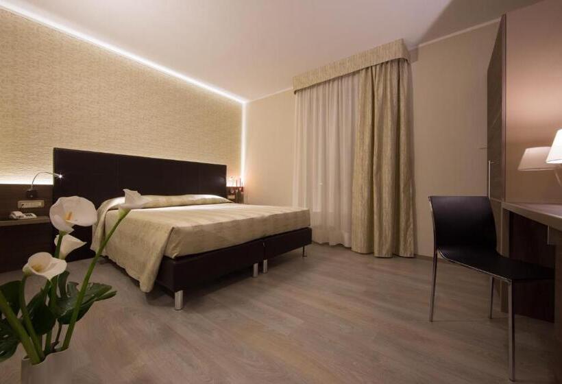 غرفة قياسية, Park