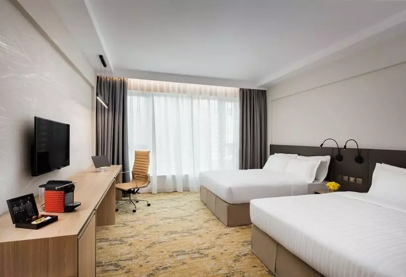 اتاق پریمیوم چهارنفره, Park Hotel Hong Kong