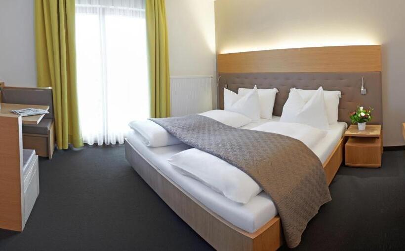 اتاق سوپریور, Post Gries