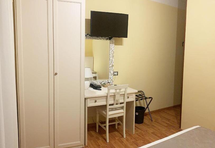 חדר סטנדרט, Rabay