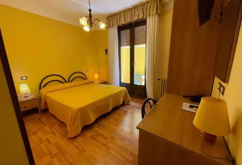 Pokój Ekonomiczny, Rabay