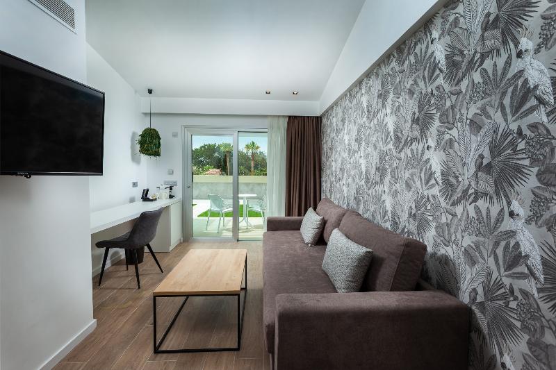 غرفة قياسية مطلّة علي البحر, Silvermine Beach Resort