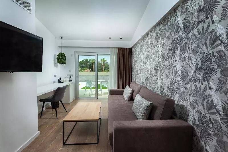 اتاق استاندارد با چشمانداز دریا, Silvermine Beach Resort