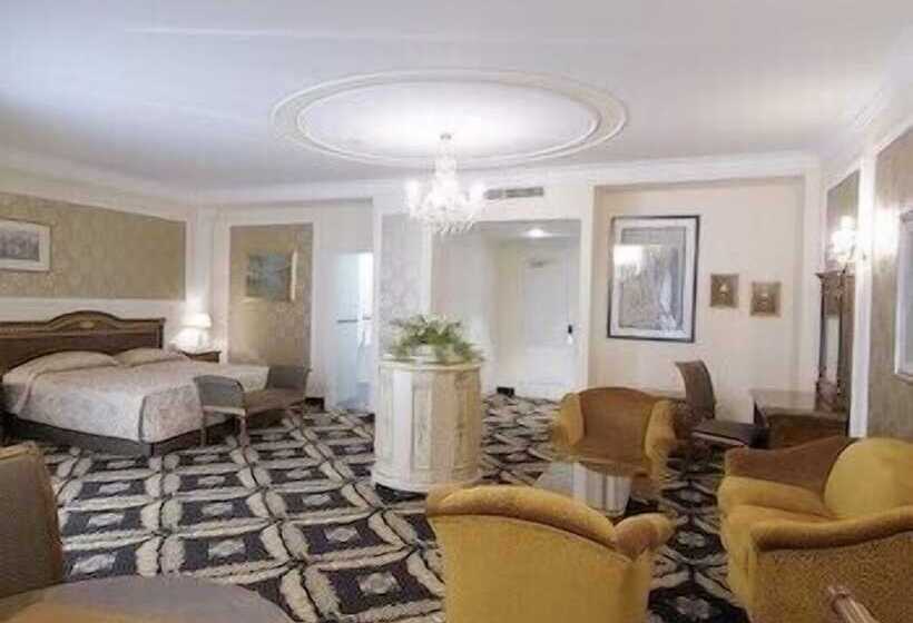 Полулюкс, La Residence & Idrokinesis