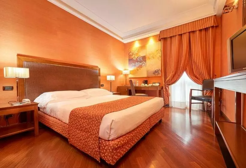 コンフォートルーム, Grand Hotel Adriatico