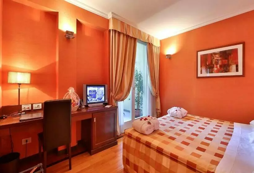 コンフォートルーム, Grand Hotel Adriatico