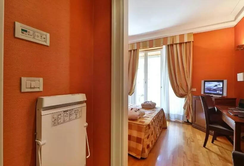 コンフォートトリプルルーム, Grand Hotel Adriatico