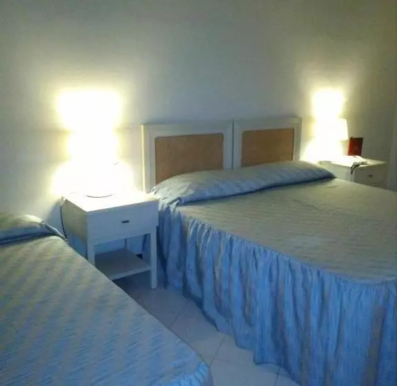 اتاق استاندارد سه نفره, Grand Hotel Fagiano Palace