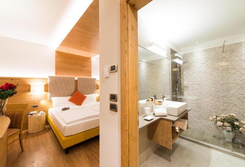 豪华房间, Ambassador