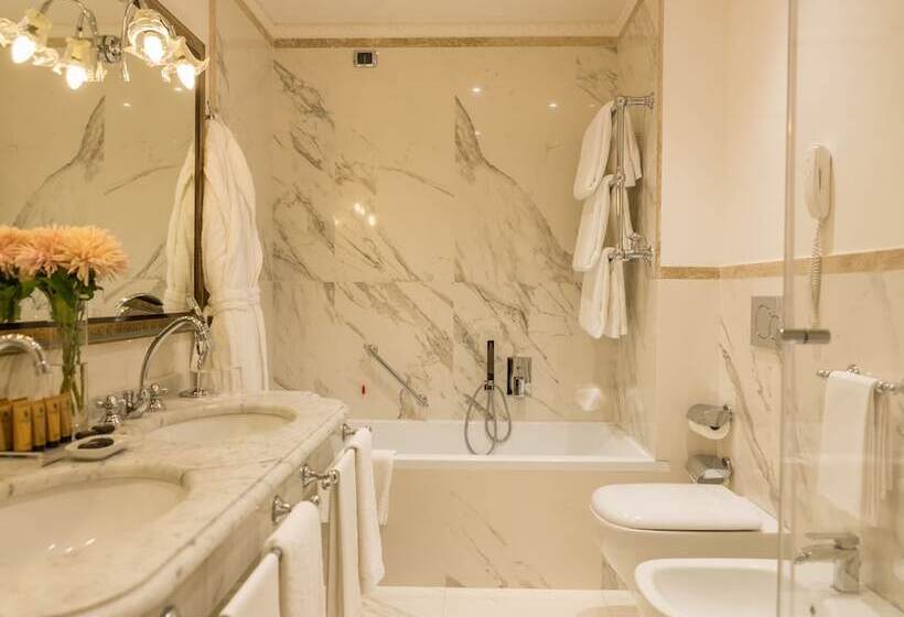 اتاق خانوادگی, Bernini Palace