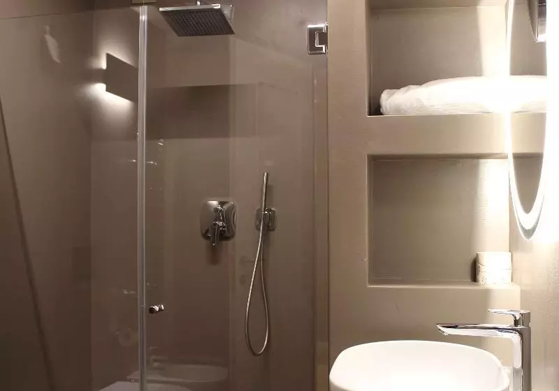 コンフォートルーム, Best Western Hotel Moderno Verdi