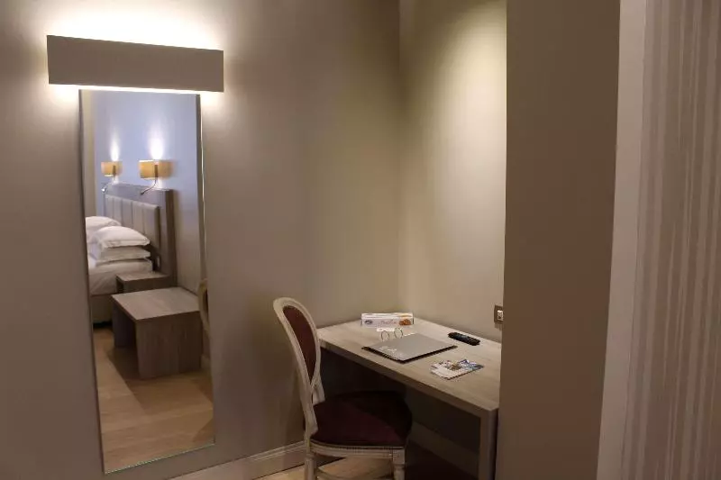 コンフォートルーム, Best Western Hotel Moderno Verdi
