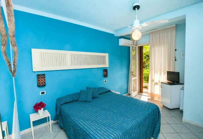 스탠다드 룸 가든 전망, Cernia Isola Botanica